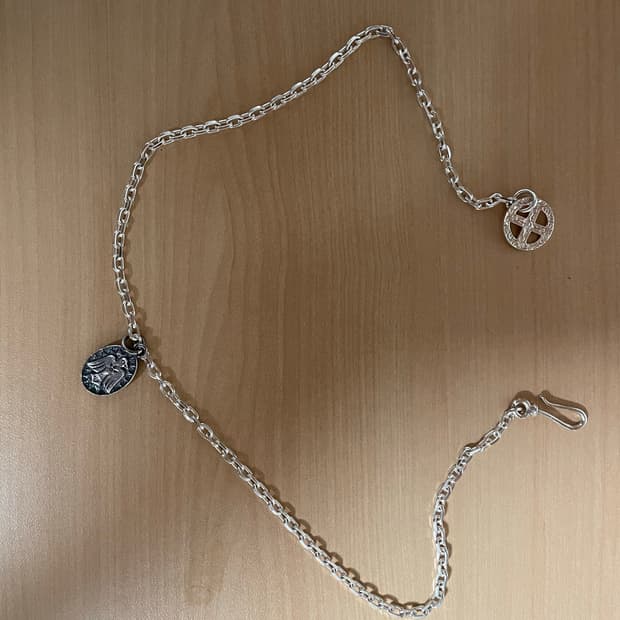 퍼스트애로우즈 휠 체인 50cm, 펜던트