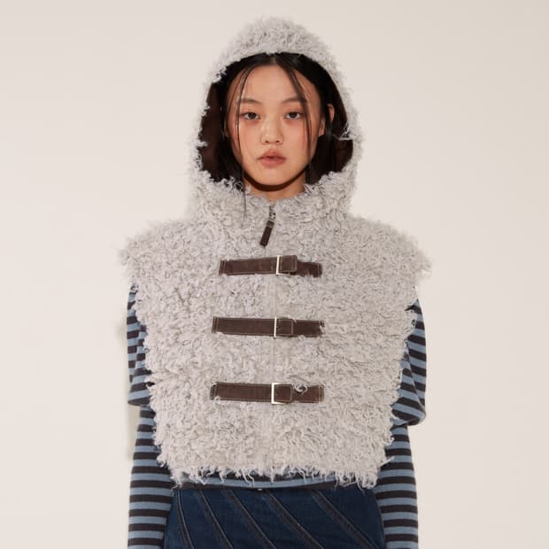 솔티페블 무스탕 후디 베스트 - 브라운 