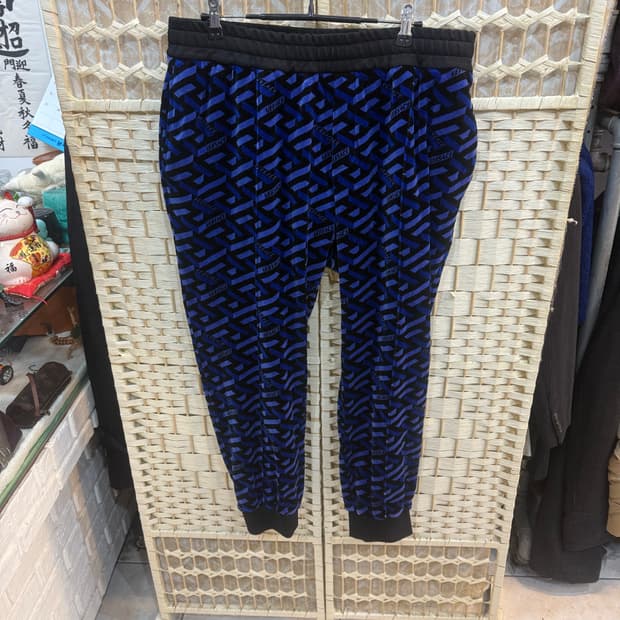 34 정품 베르사체 라 그레라 프린트 쉐닐 트랙팬츠 팝니다