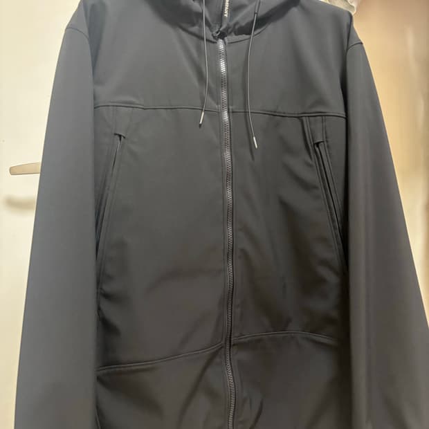  C.P Company 고글 바람막이