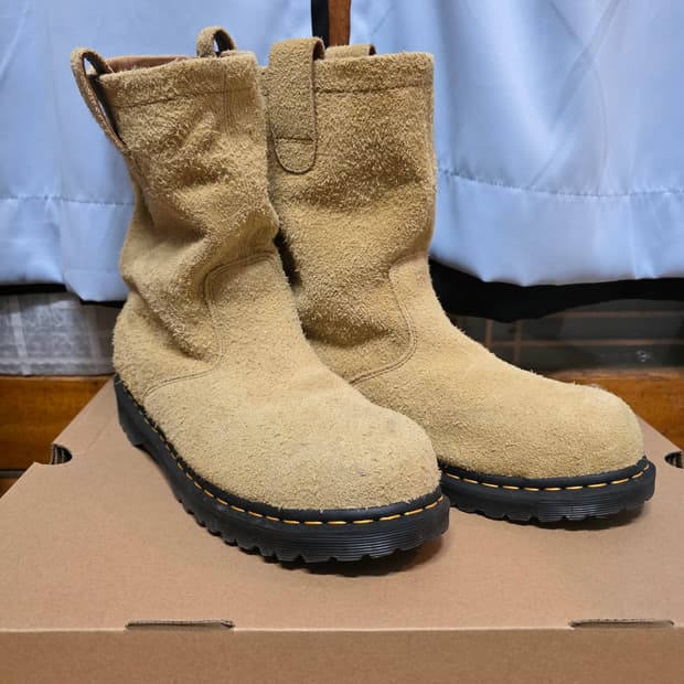 [300] 스투시 x 닥터마틴 2295 데콘 스웨이드 부츠