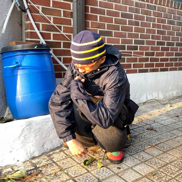 아디디스 스트라이프 리버시블 비니