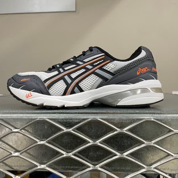 아식스 젤 1090 화이트 블랙 260 