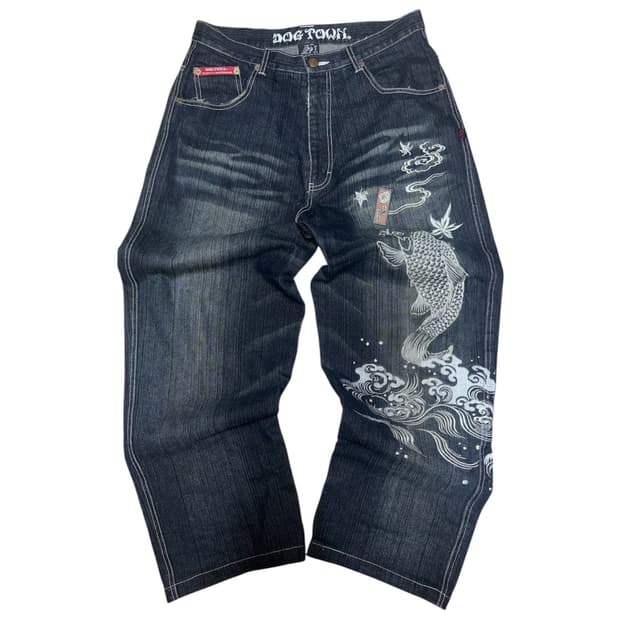 [DOG TOWN] 도그타운 오리엔탈 잉어 자수 올드스쿨 워싱 데님팬츠
