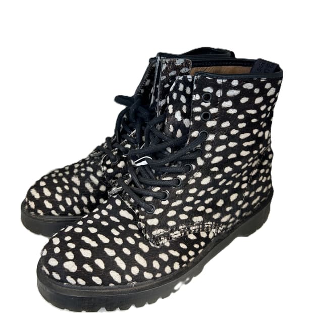 닥터마틴 1460 파스칼 "폴카 도트" 송치 부츠