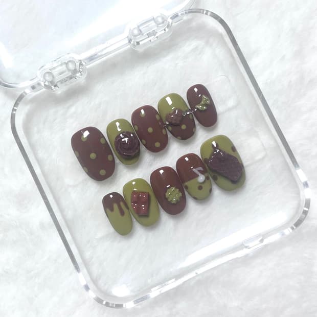 말차쇼콜라 | 수제네일팁