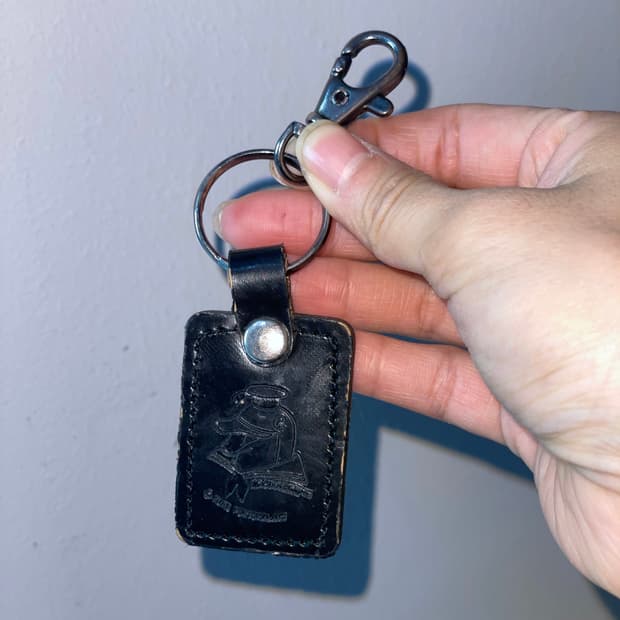 [중고] 돌고래 블랙 가죽 키링