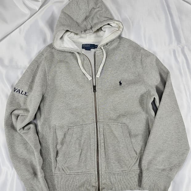 폴로예일후드집업