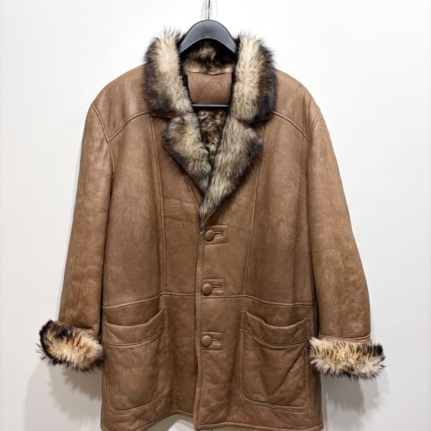 입생로랑 산양 레더 퍼 무스탕 자켓