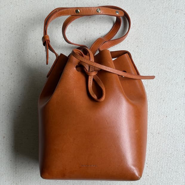 만수르가브리엘 버킷백