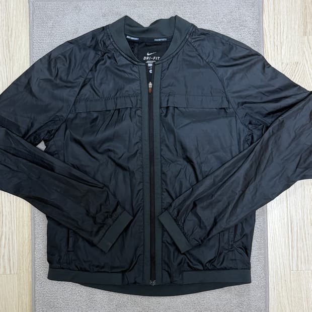[S급] 나이키 드라이핏 바람막이 자켓 M