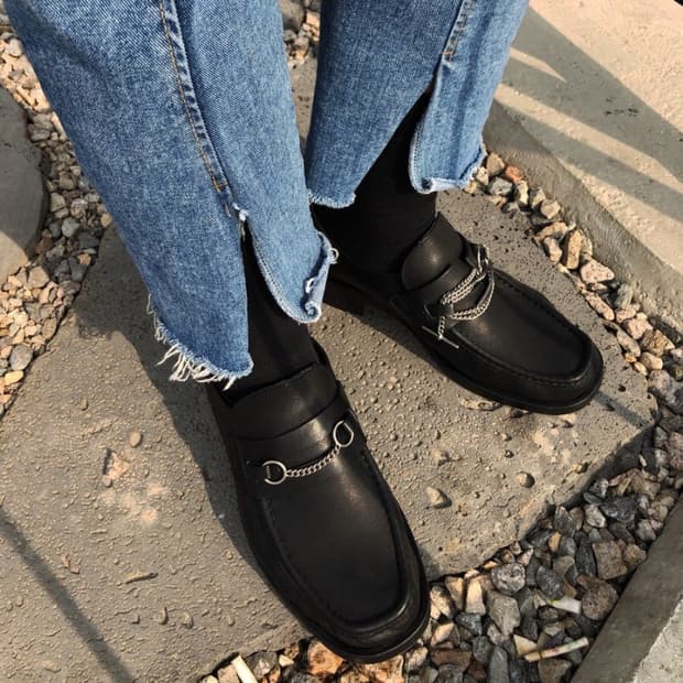 메종 마르지엘라 비대칭 체인 로퍼 42