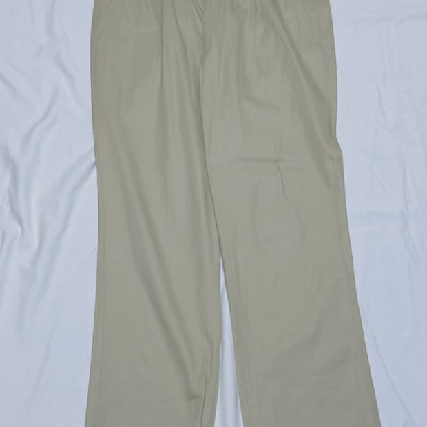 버버리(Burberry) 헤리티지 에센셜 치노 팬츠