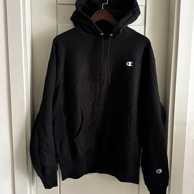 Champion Reverse Weave 블랙 미니로고 후드