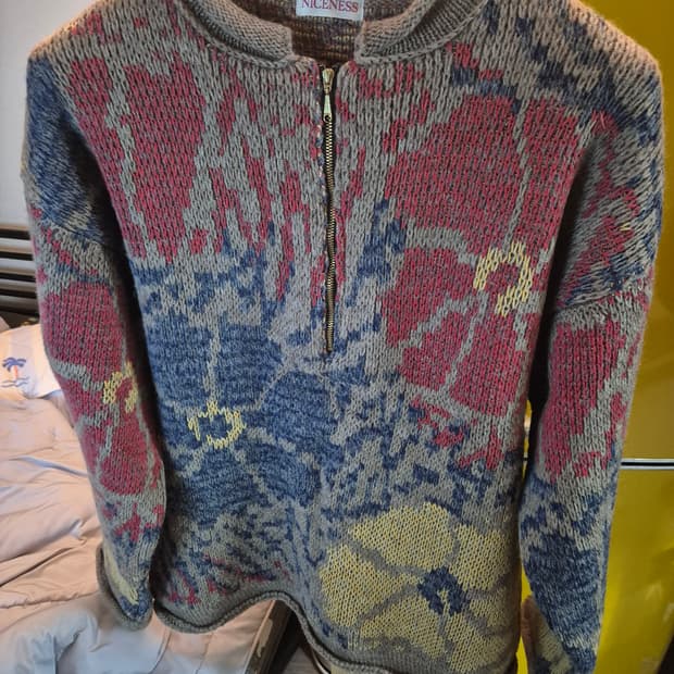 나이스네스 niceness 하프집업니트 L