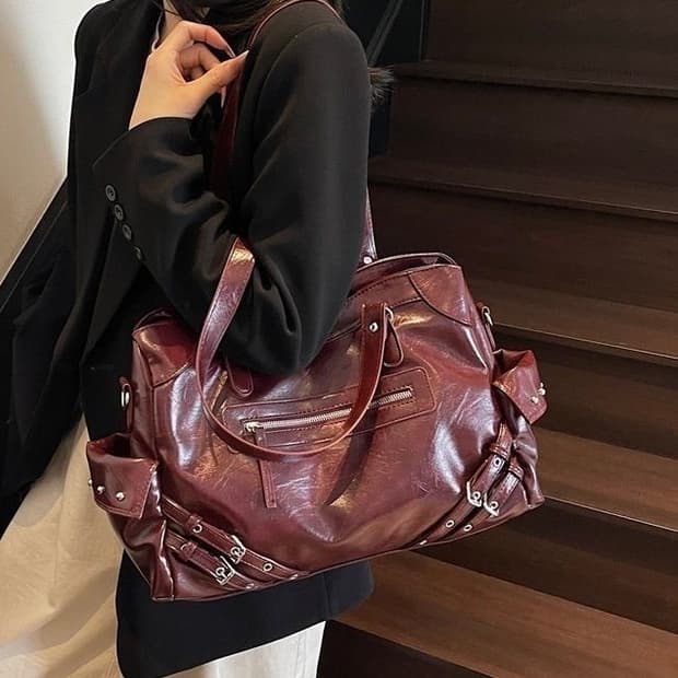 다이닛 스터드 포켓 빅백 버건디
