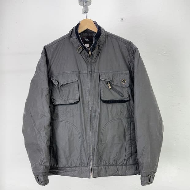 레드 울프 그레이 퀼팅 컷티드 나일론 워크웨어 집업 자켓