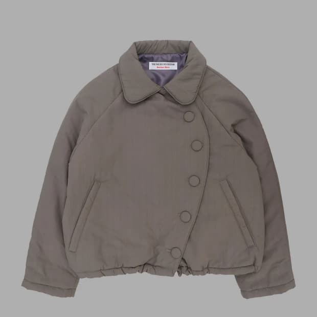 더뮤지엄비지터 라운드 언밸런스 패딩 자켓 버튼 패딩