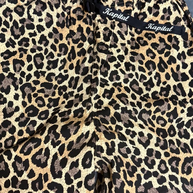 캐피탈 레오파드 이지 숏팬츠 호피