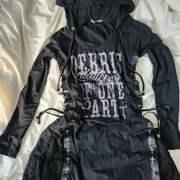 고스트오브할렘 고스 펑크 후드 아일렛 옆트임 레이스 원피스