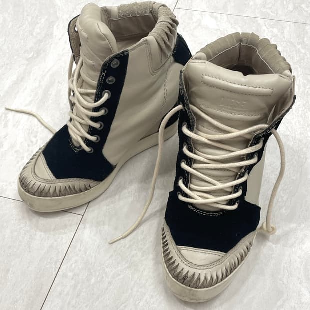 디젤(DIESEL) Y2K 레이스업 스웨이드 가죽 웨지 부츠 (비브람)