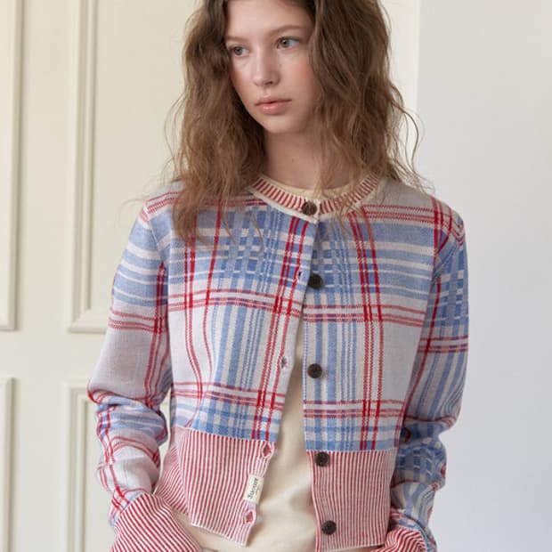 어몽 믹스 컬러 체크 가디건