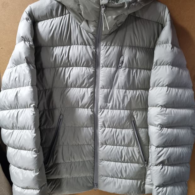 무신사스탠다드 남성 경량패딩 