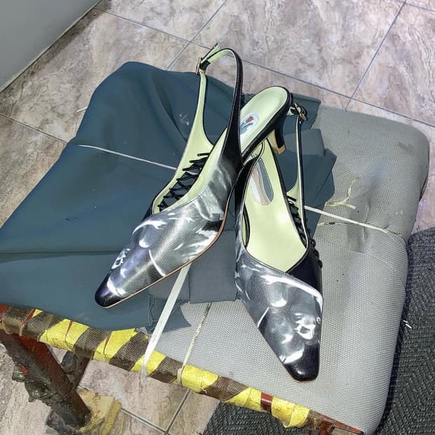 2000archives Found Heels 01 (Lover)
