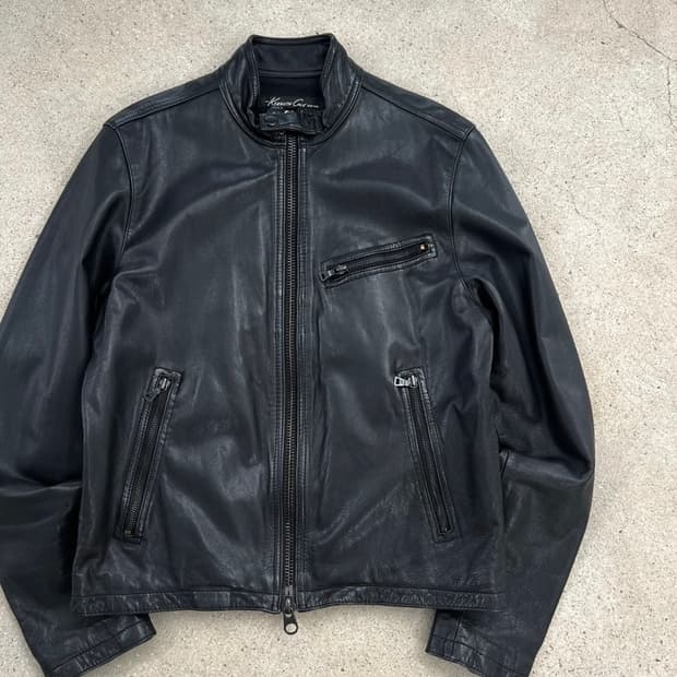 케네스콜 카우 레더 하이넥 자켓