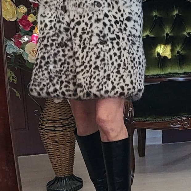 마쥬  레오파드 래빗 퍼 도깨비 유인나 님 코트. 퍼쟈켓 