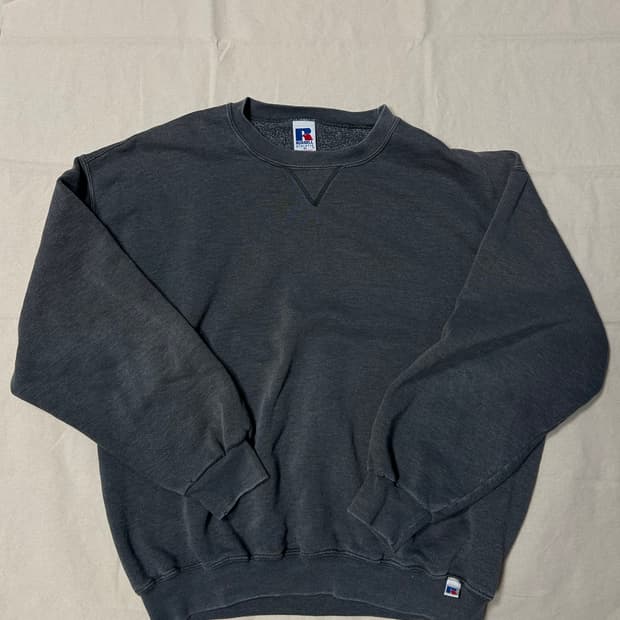 러셀 크루넥 판매합니다!