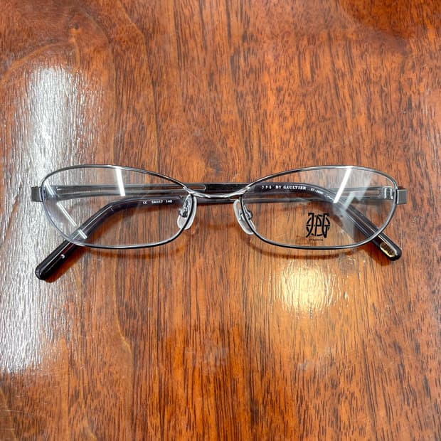 장폴고티에 안경