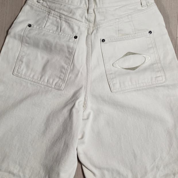 Mischief 반바지 - m size