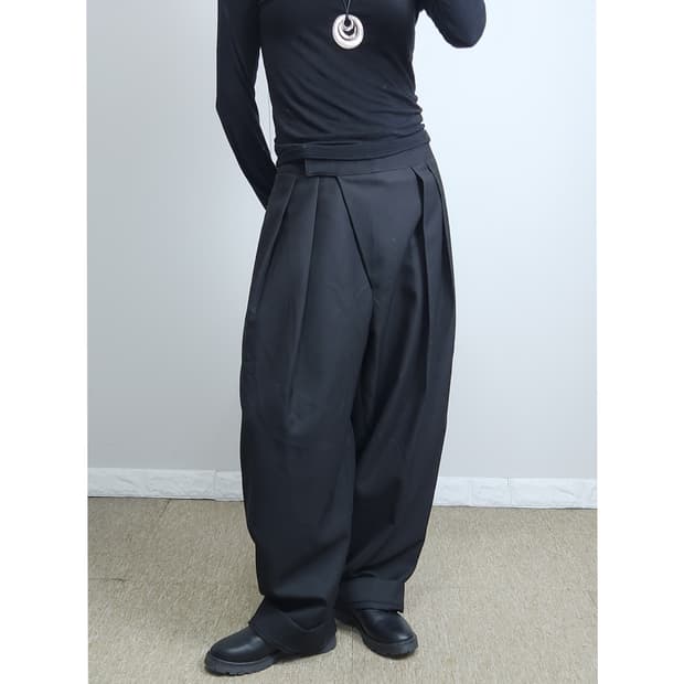 (트리밍버드) 핀턱 배기 슬랙스