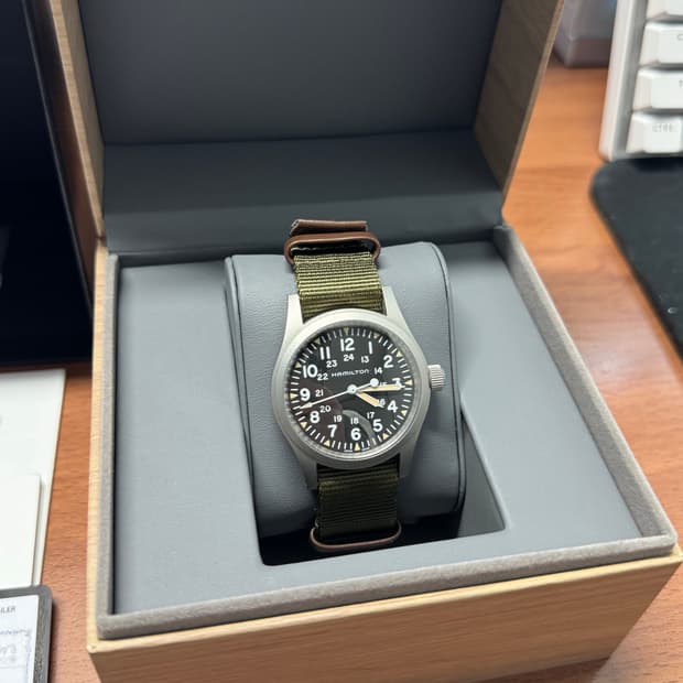 해밀턴 카키필드 38mm