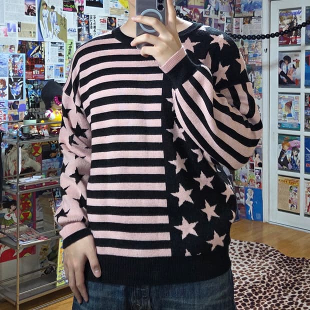 블랙 핑크 성조기 패턴 니트