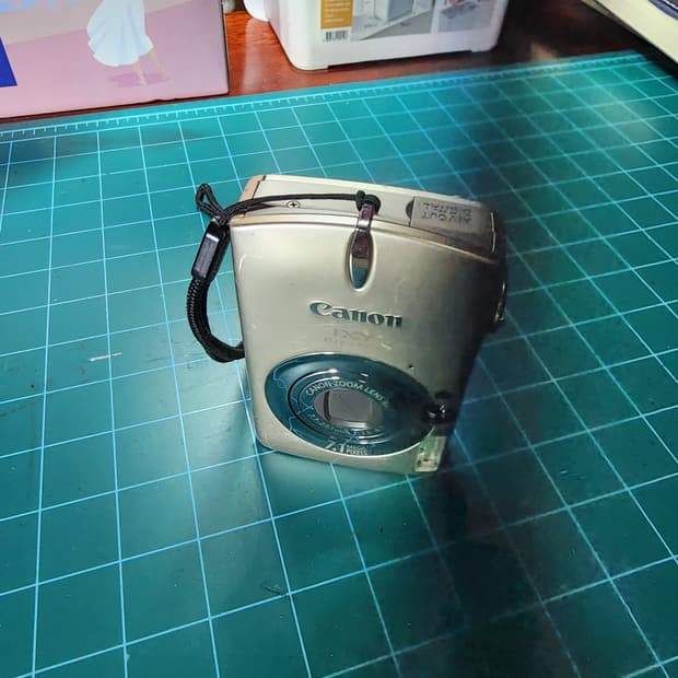 캐논 익시700(익서스750) 디지털카메라