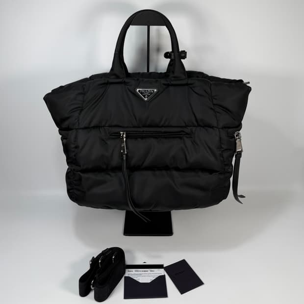 프라다 테수토 봄버 토트백