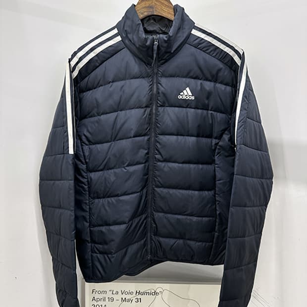 ADIDAS (men's M, women's L)