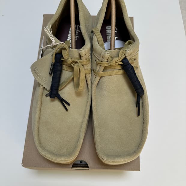 클락스 왈라비 메이플 스웨이드 새상품