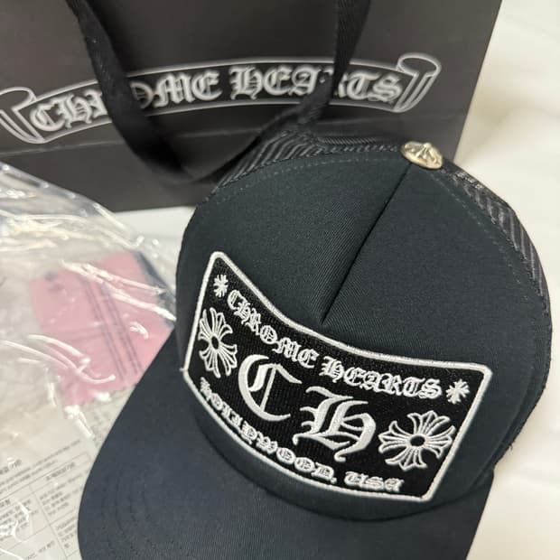 크롬하츠 트러커햇 블랙