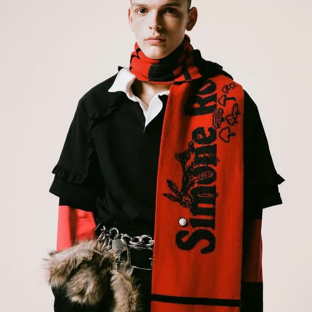 시몬로샤 25fw 러플 캐시미어 머플러/레드