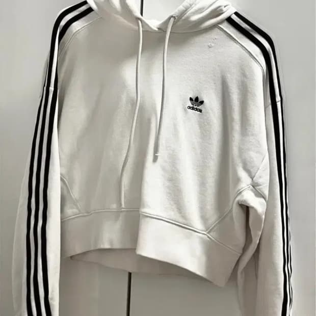 아디다스 삼선 크롭 후드티 화이트