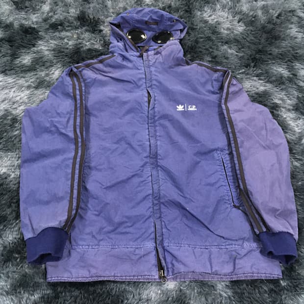 투티/A7 c.p. company x adidas 바람막이 희귀 레어