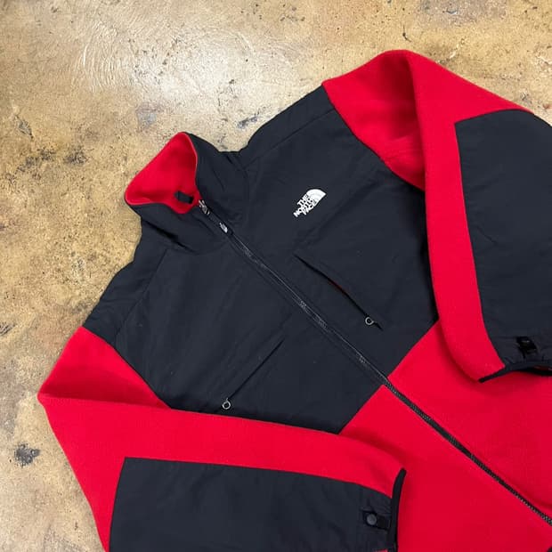 [정품/L] 노스페이스 블랙 레드 플리스 자켓 b10