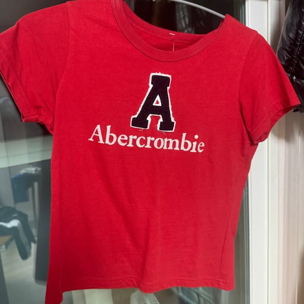 아베크롬비 티셔츠