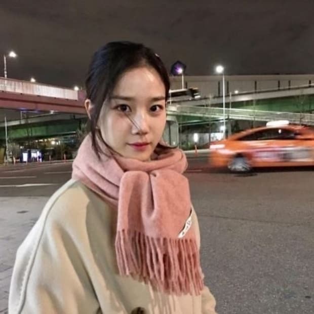 아크네스튜디오 목도리 머플러 로즈멜란지