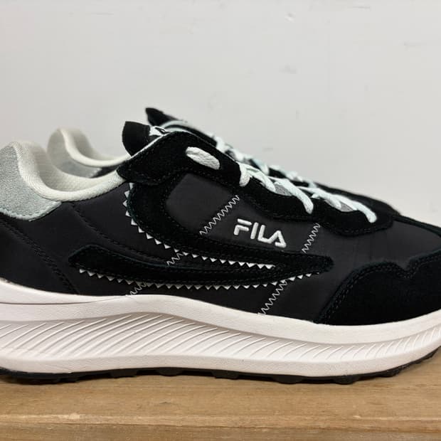 휠라 남성 운동화 270