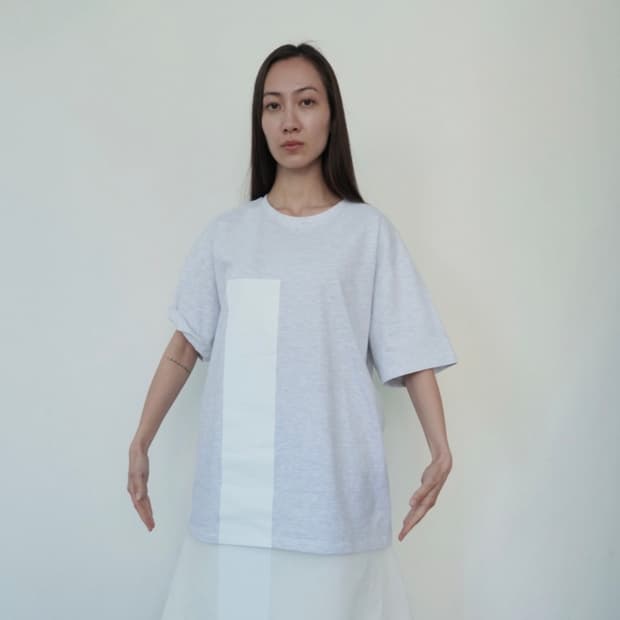 에옹쓰 Ne- Sleeve T-Shirts