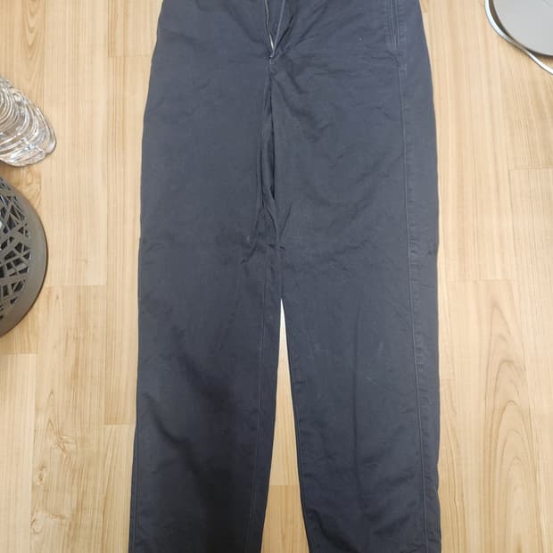 유니클로 치노팬츠 다크 그레이 허리 76 긴기장